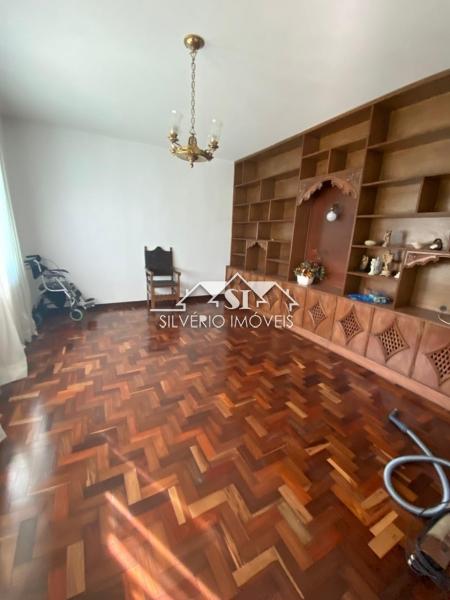 Casa à venda com 4 quartos, 150m² - Foto 12