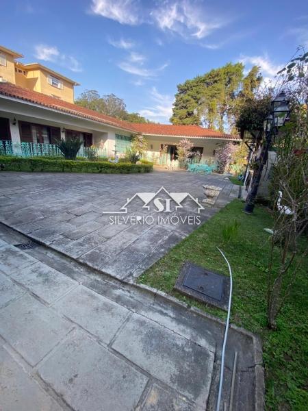Casa à venda com 4 quartos, 150m² - Foto 18