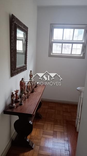 Casa à venda com 5 quartos, 600m² - Foto 4