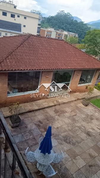 Casa à venda com 5 quartos, 600m² - Foto 6