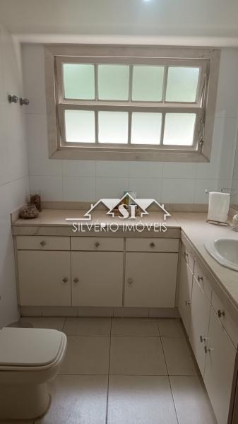 Casa à venda com 5 quartos, 600m² - Foto 9