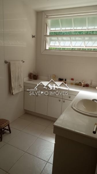 Casa à venda com 5 quartos, 600m² - Foto 12