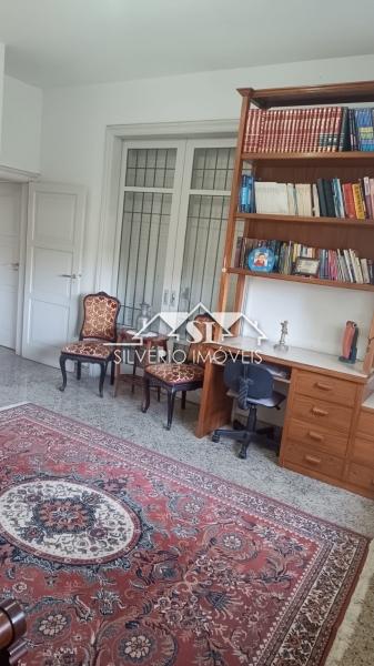 Casa à venda com 5 quartos, 600m² - Foto 13
