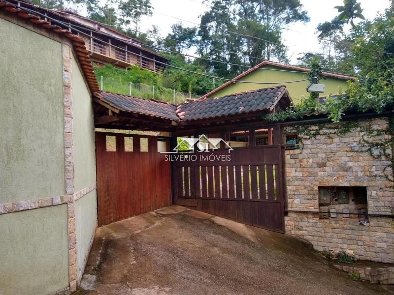 Casa para alugar com 3 quartos, 190m² - Foto 8