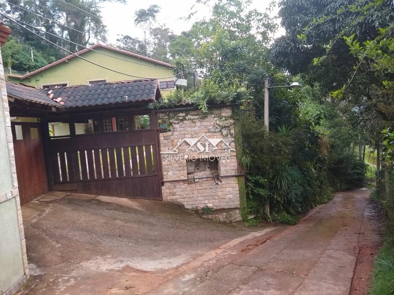 Casa para alugar com 3 quartos, 190m² - Foto 9
