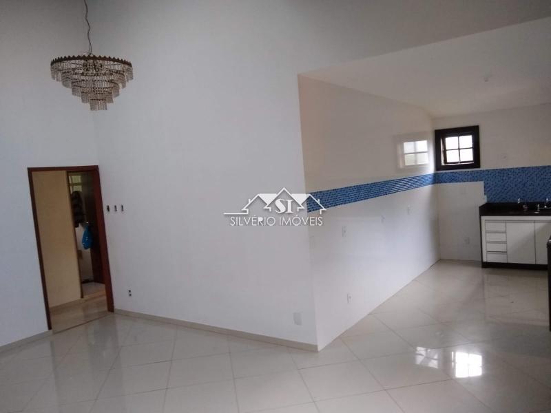 Casa para alugar com 3 quartos, 190m² - Foto 13