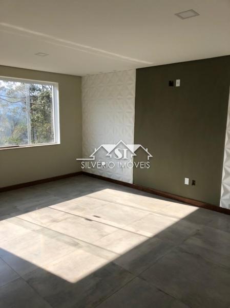 Casa para alugar com 4 quartos, 270m² - Foto 6