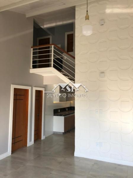 Casa para alugar com 4 quartos, 270m² - Foto 11