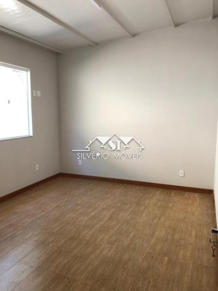 Casa para alugar com 4 quartos, 270m² - Foto 26
