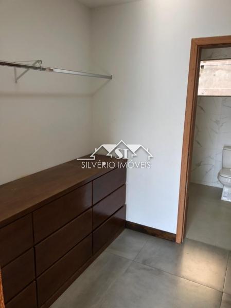 Casa para alugar com 4 quartos, 270m² - Foto 30