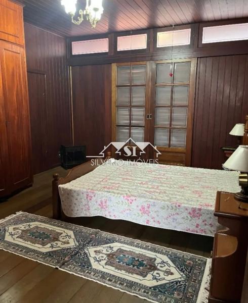 Casa à venda com 4 quartos, 100m² - Foto 13