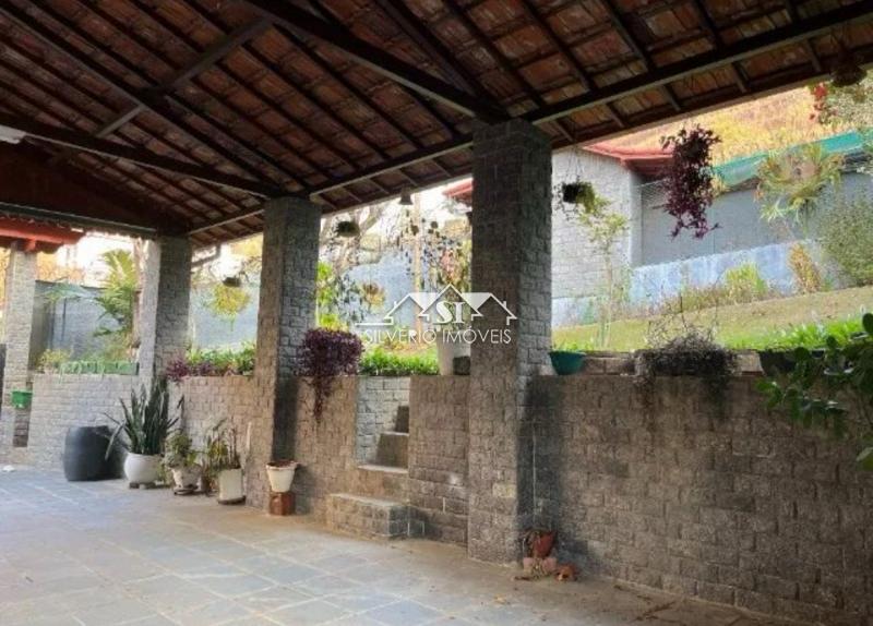 Casa à venda com 4 quartos, 100m² - Foto 20