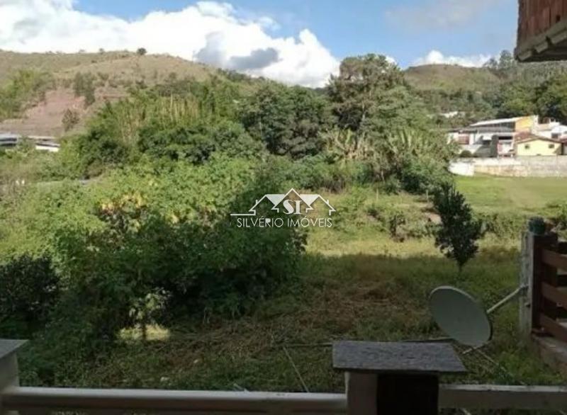 Casa à venda com 1 quarto, 85m² - Foto 2