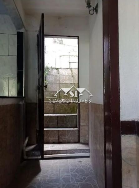 Casa à venda com 1 quarto, 85m² - Foto 11
