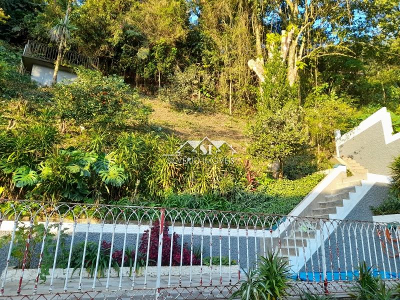 Casa à venda com 5 quartos, 195m² - Foto 21