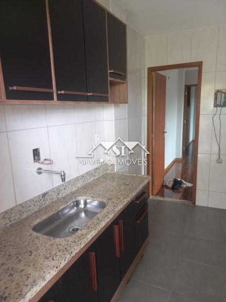 Casa à venda com 3 quartos, 115m² - Foto 14