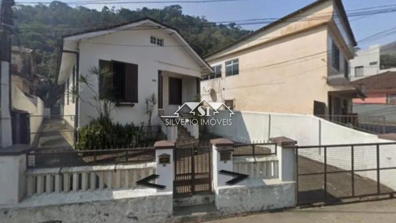 Casa para alugar com 3 quartos, 110m² - Foto 1
