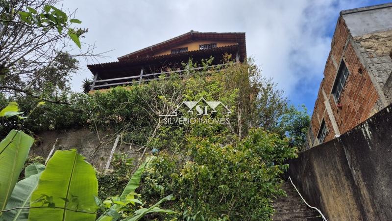 Casa em Castelânea - Petrópolis/RJ  - 4 Quartos