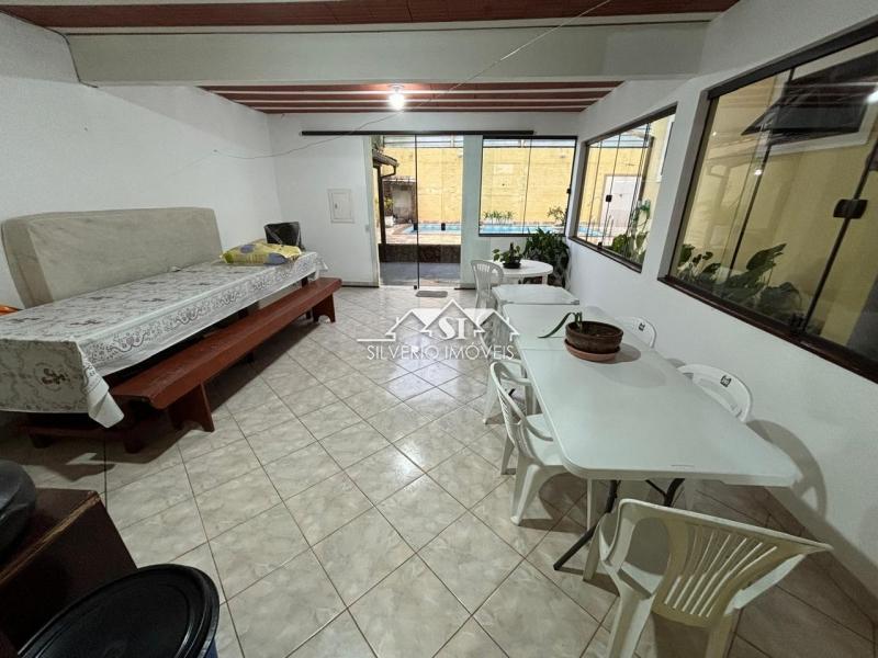 Casa à venda com 6 quartos, 600m² - Foto 8