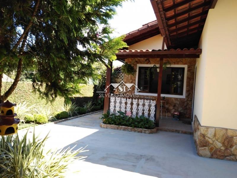 Casa à venda com 6 quartos, 600m² - Foto 15