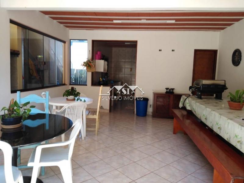Casa à venda com 6 quartos, 600m² - Foto 30