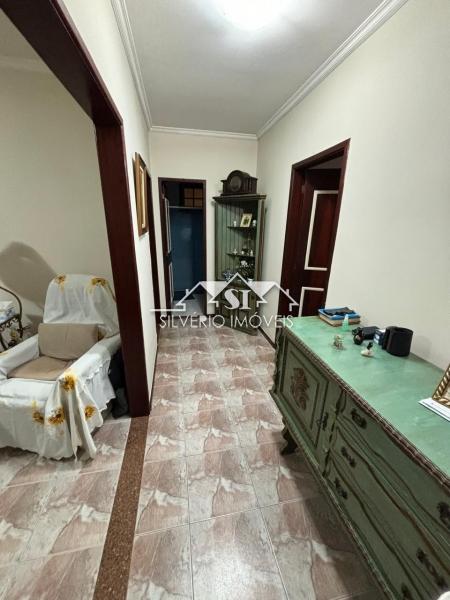 Casa à venda com 6 quartos, 600m² - Foto 31