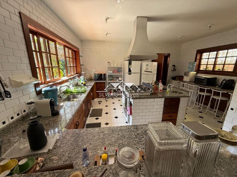 Sítio à venda com 6 quartos, 700m² - Foto 26