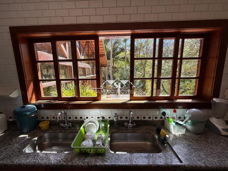 Sítio à venda com 6 quartos, 700m² - Foto 28