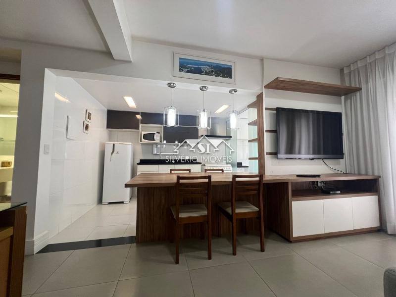 Apartamento para alugar com 2 quartos, 90m² - Foto 3