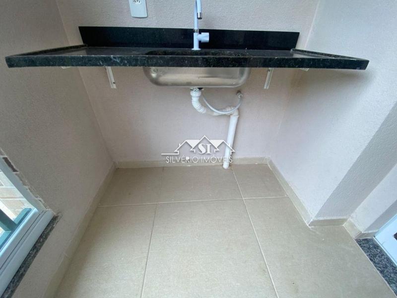 Apartamento à venda com 2 quartos, 62m² - Foto 5