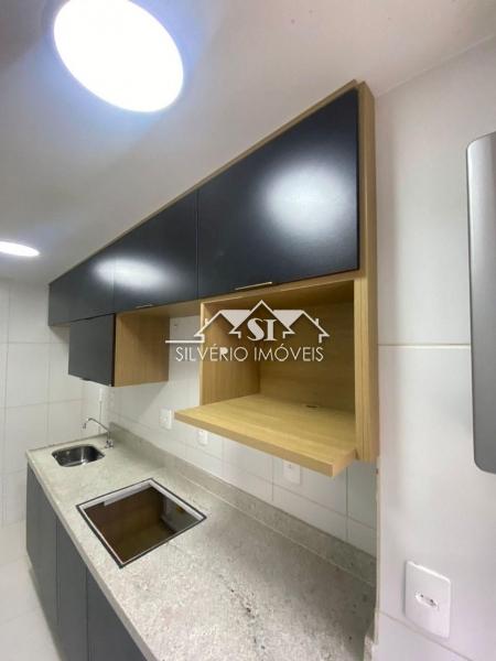 Apartamento à venda com 2 quartos, 62m² - Foto 16