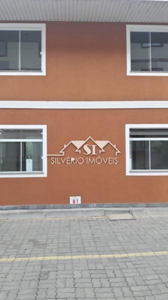 Apartamento à venda com 2 quartos, 70m² - Foto 27