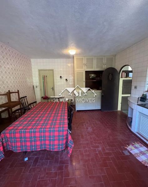 Casa à venda com 3 quartos, 400m² - Foto 12