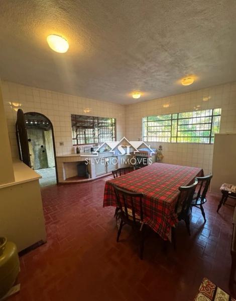 Casa à venda com 3 quartos, 400m² - Foto 13