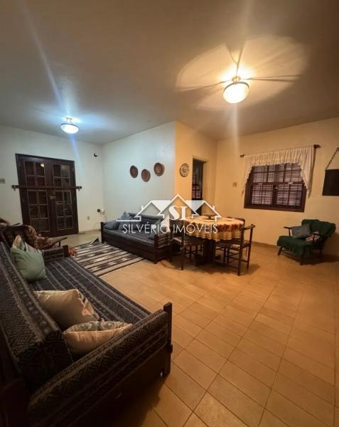 Casa à venda com 3 quartos, 400m² - Foto 16