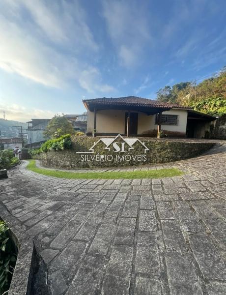 Casa em São Sebastião - Petrópolis/RJ  - 3 Quartos