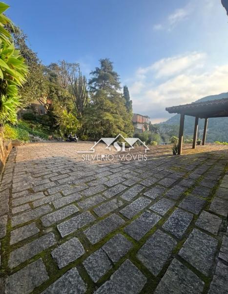Casa à venda com 3 quartos, 400m² - Foto 6