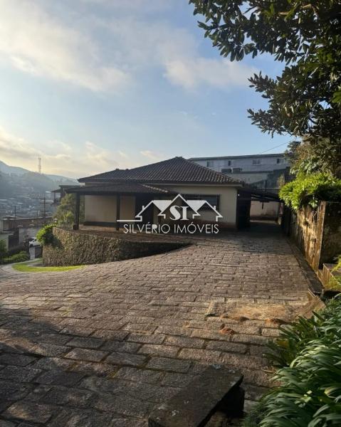 Casa à venda com 3 quartos, 400m² - Foto 2