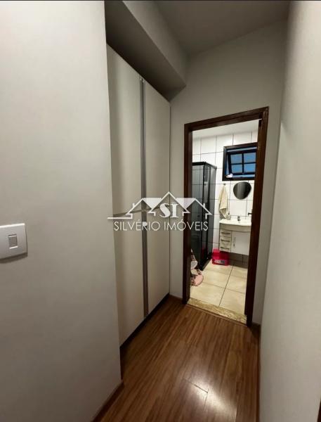 Casa à venda com 2 quartos, 150m² - Foto 9
