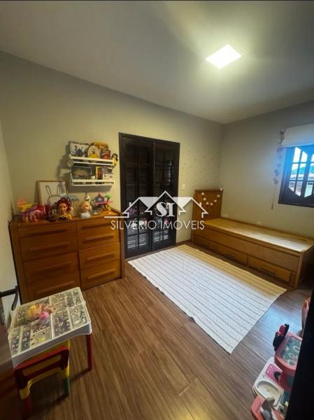 Casa à venda com 2 quartos, 150m² - Foto 13