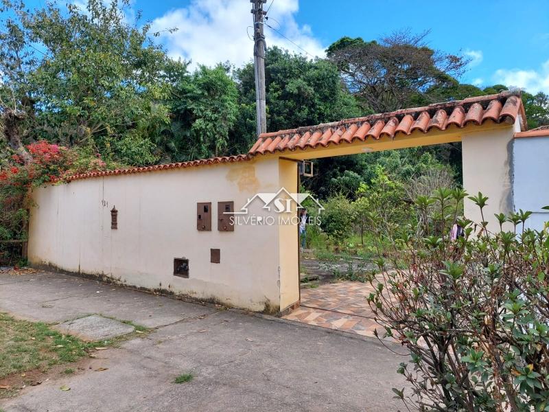 Casa à venda com 1 quarto, 82m² - Foto 4