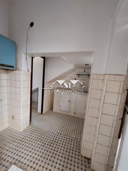 Casa à venda com 1 quarto, 82m² - Foto 26