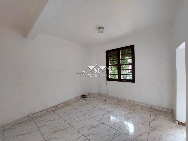 Casa à venda com 1 quarto, 82m² - Foto 29