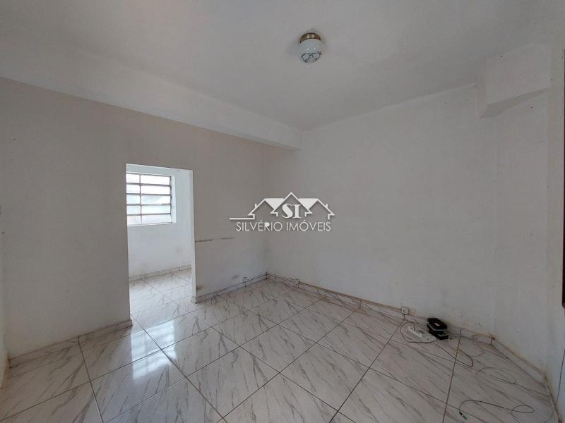 Casa à venda com 1 quarto, 82m² - Foto 31