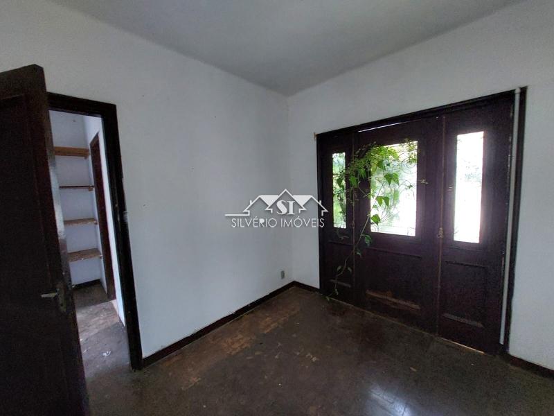 Casa à venda com 1 quarto, 82m² - Foto 38