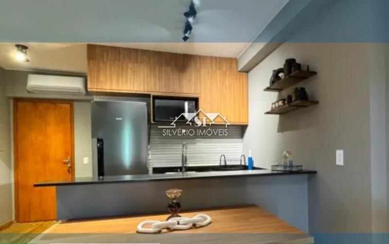 Apartamento à venda com 1 quarto, 70m² - Foto 2