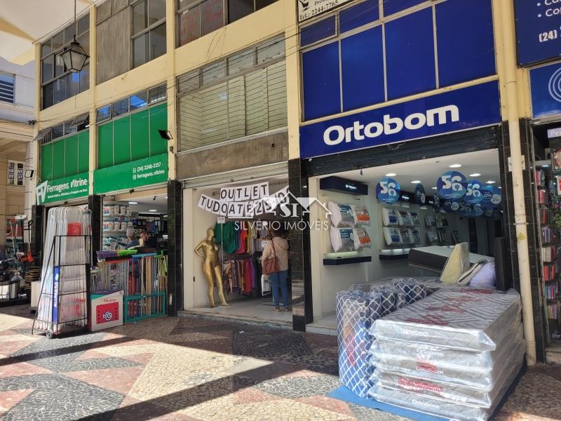 Loja em Centro - Petrópolis/RJ  - 2 Quartos