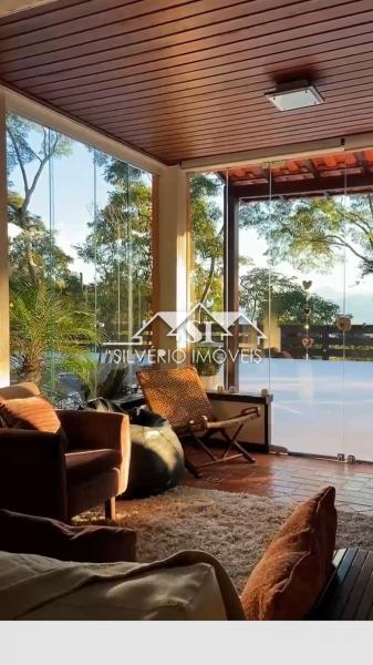 Casa à venda com 8 quartos, 700m² - Foto 15