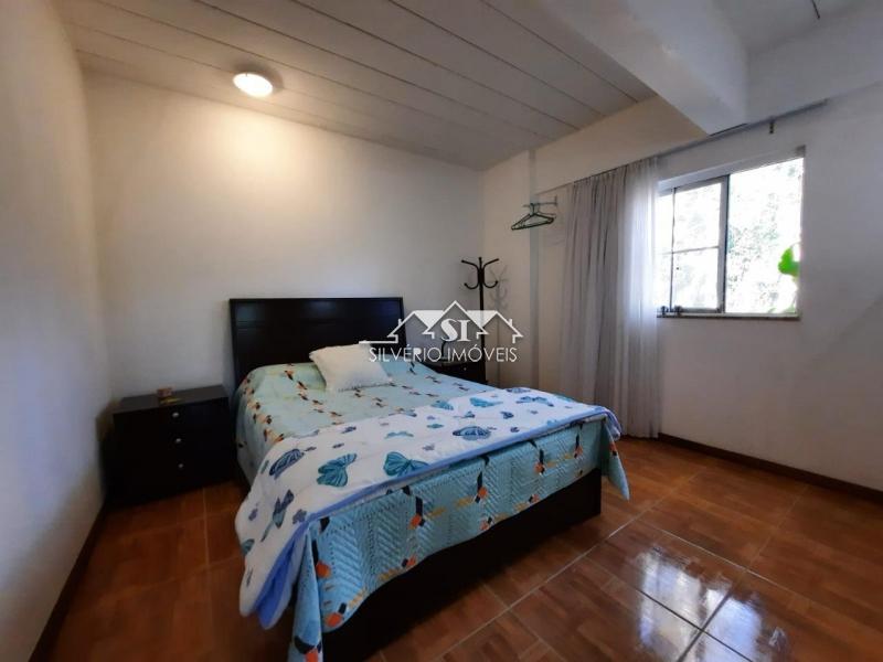 Casa à venda com 8 quartos, 700m² - Foto 18