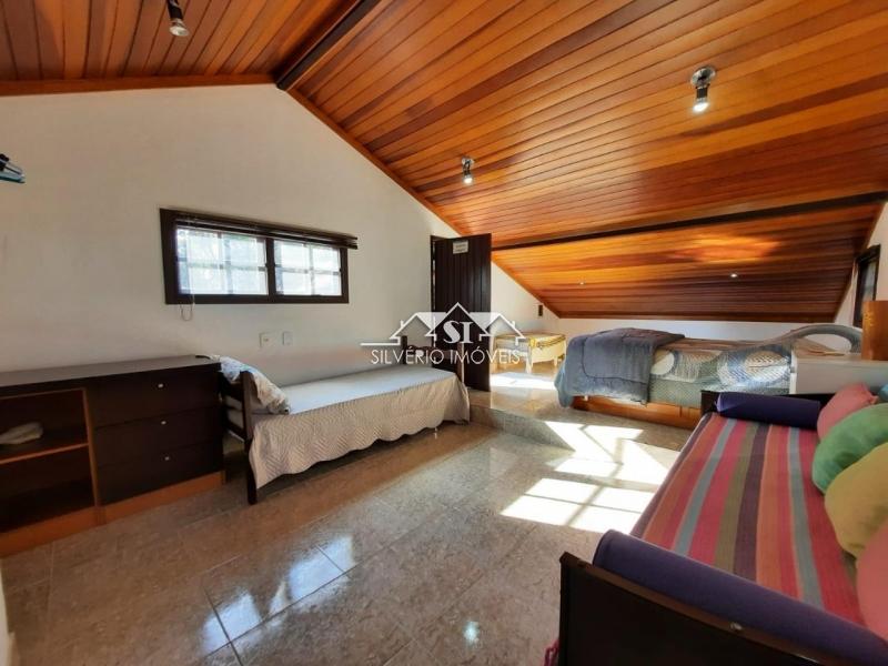Casa à venda com 8 quartos, 700m² - Foto 21